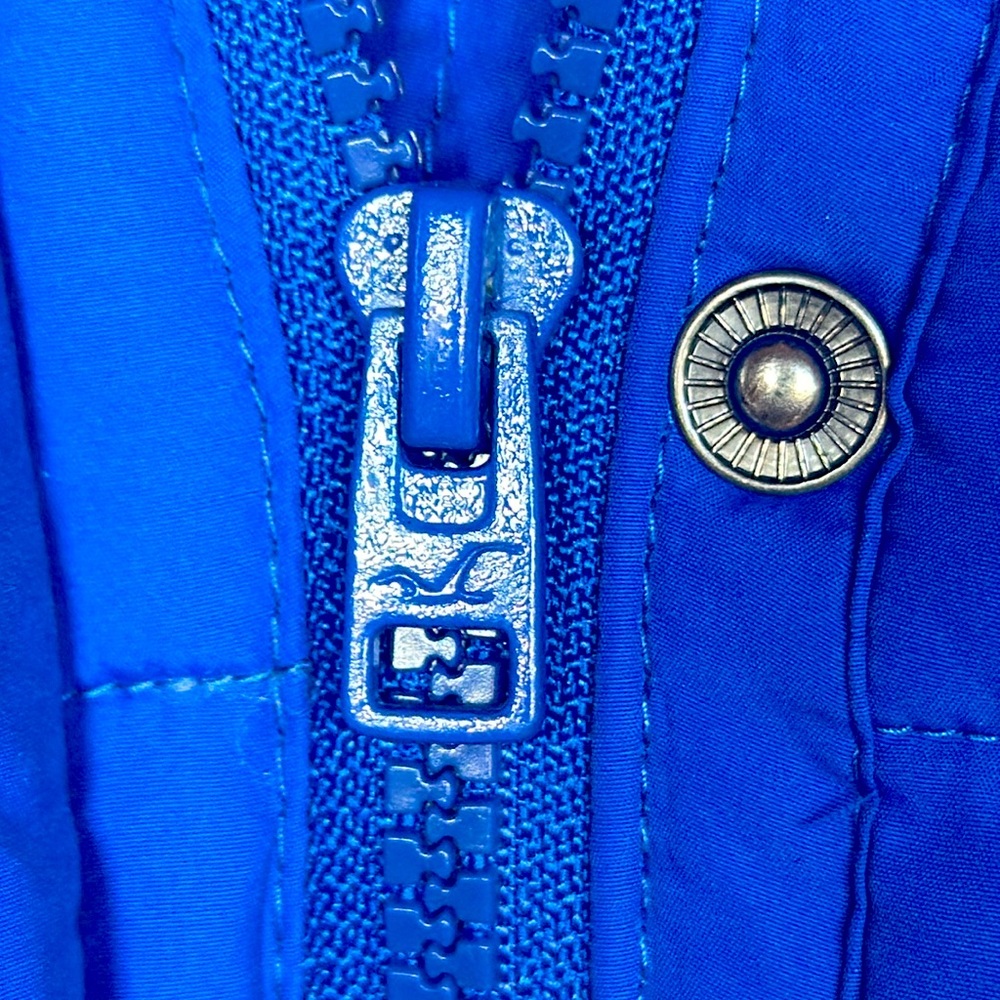 Hollister women’s blue vest size M - Picture 5 of 8